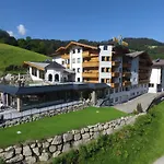 Bergkristall 4*