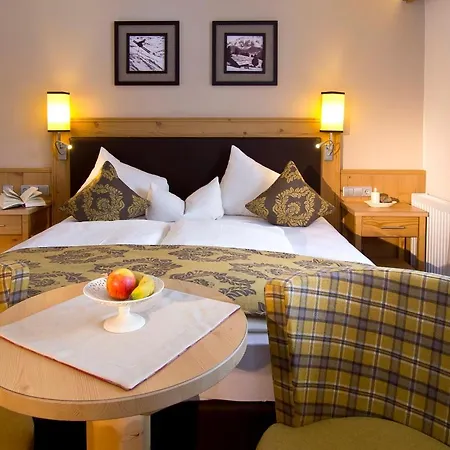 Hotel Bergkristall Oberau