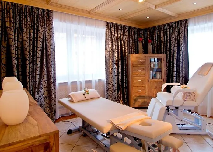 Otel Bergkristall (adults Only)